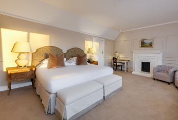 The Claremont Room 2 3