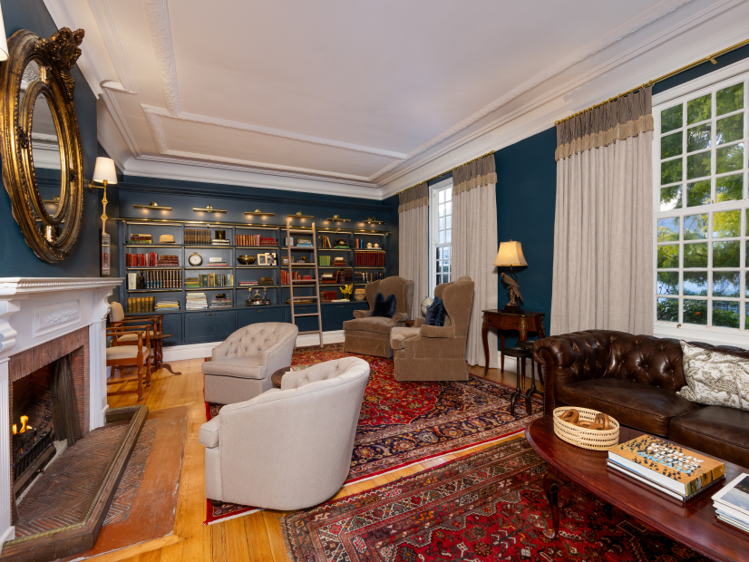 The Claremont Safari Library 8